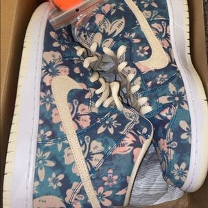 Nike dunk high Maui Wowie Floral size 12 brand new